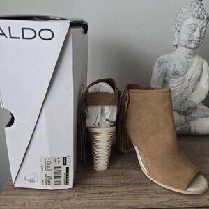 ALDO Lenoxville Tan Suede Thick Heel Open-Toe Booties (Size 8M) NWT